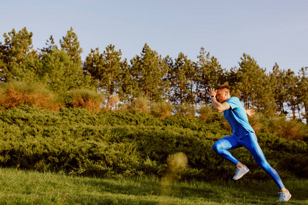 许多球迷的 许多球迷的